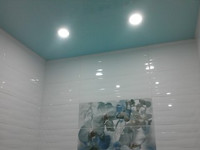 Узор и свет Потолок в ванной